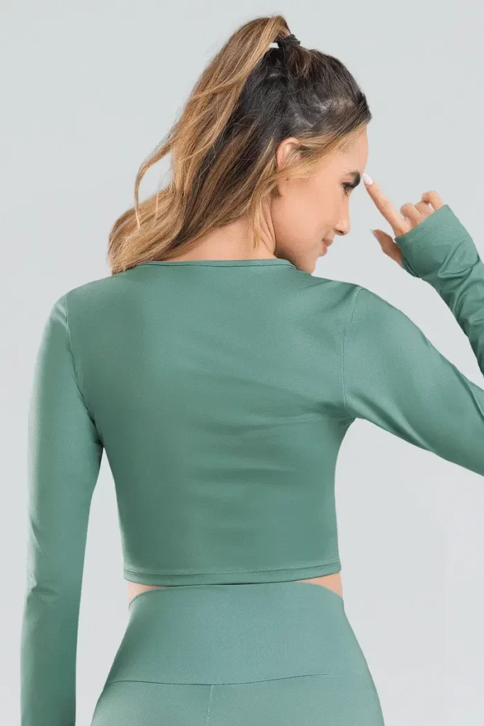 Crop Top Con Manga Larga Con Abertura Para Pulgar  7886 - Image 2