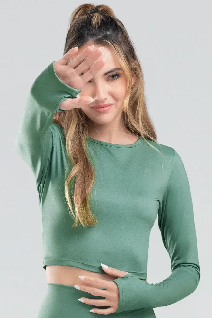 Crop Top Con Manga Larga Con Abertura Para Pulgar  7886